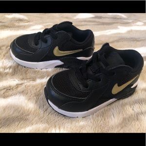 Nike Air Max Black With Gold Swoosh Size 6 Toddler